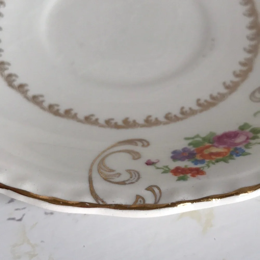 STEUBENVILLE IVORY VINTAGE SAUCER DESSERT SIZE
